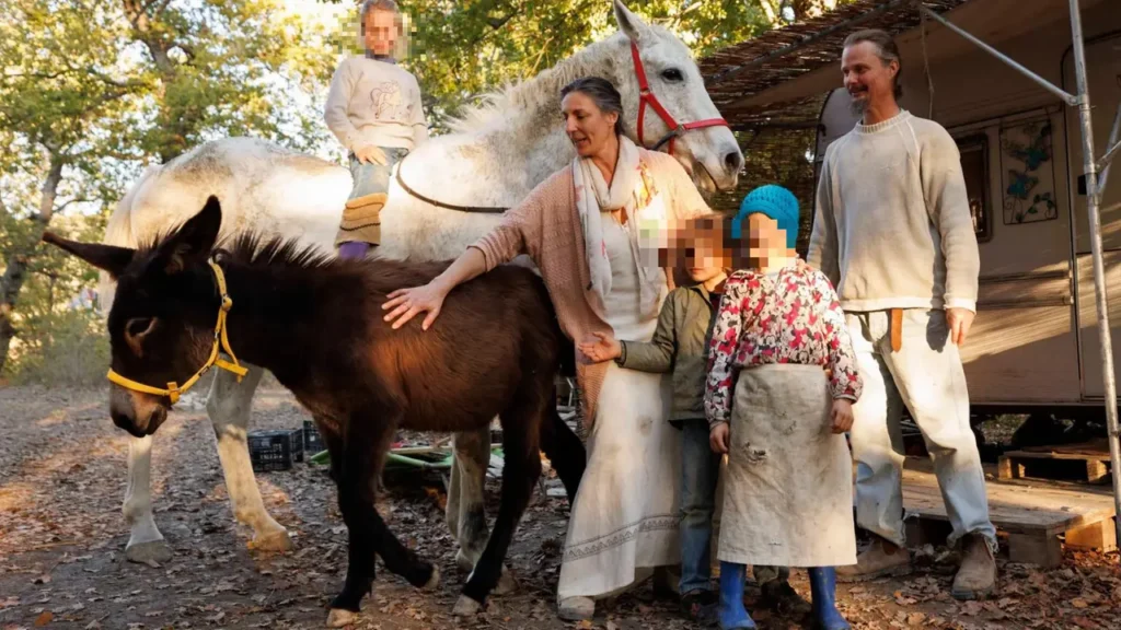 La famiglia nel bosco